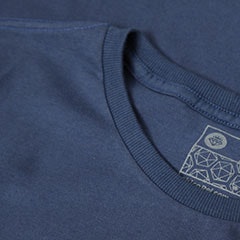 Foto com detalhe da gola olímpica masculina